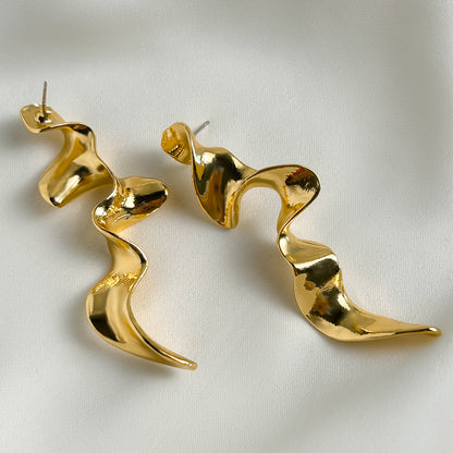 Auréa Liquid Form Studs Earrings